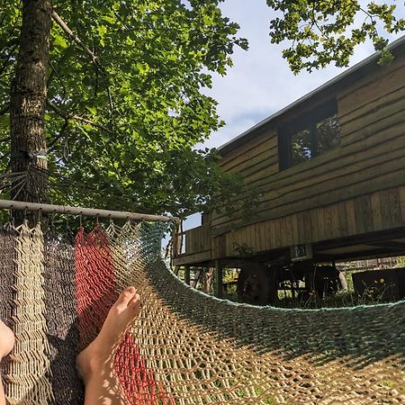 La Roulotte Tiny House Du Mond'Ideal Leval  Екстер'єр фото